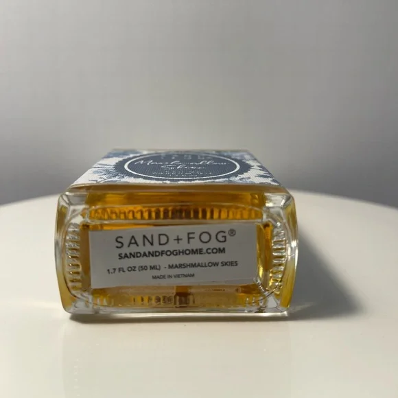 Sand + Fog “Marshmallow Skies” Roll on Body Oil 1.7 fl oz - New ** - Picture 3 of 4